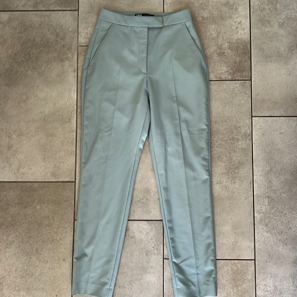 High waisted pants